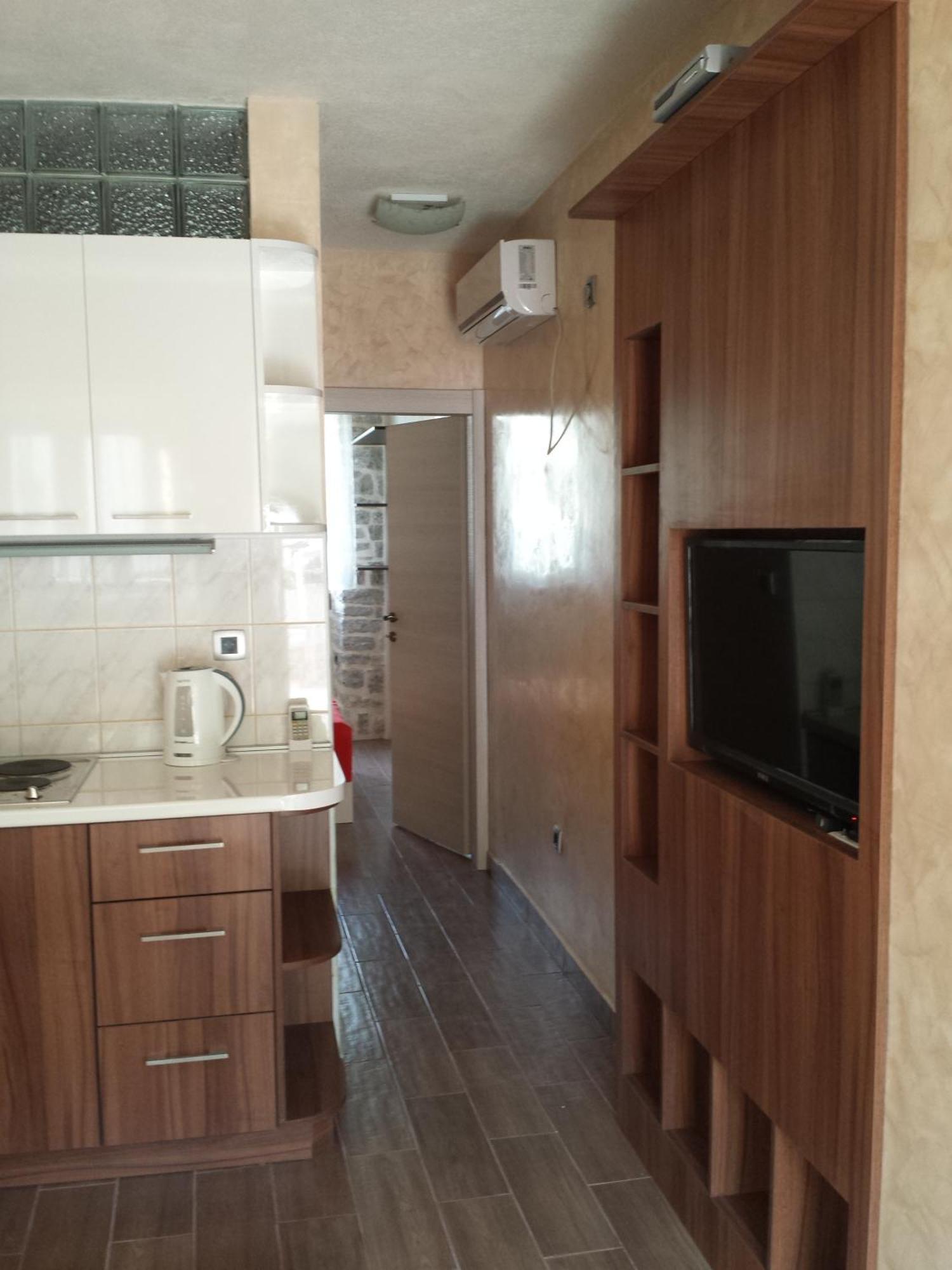 Lanterna Apartments Kotor Cameră foto